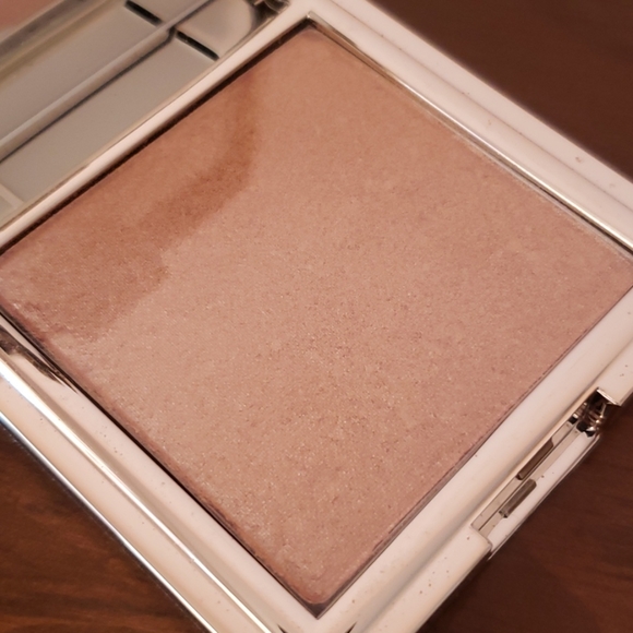 JOUER Powder Highlighter *SKINNY DIP* - Picture 6 of 10